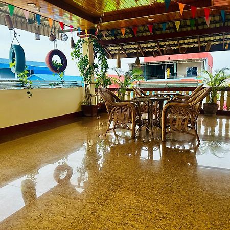 Savet Hostel Sztöngtreng Kültér fotó